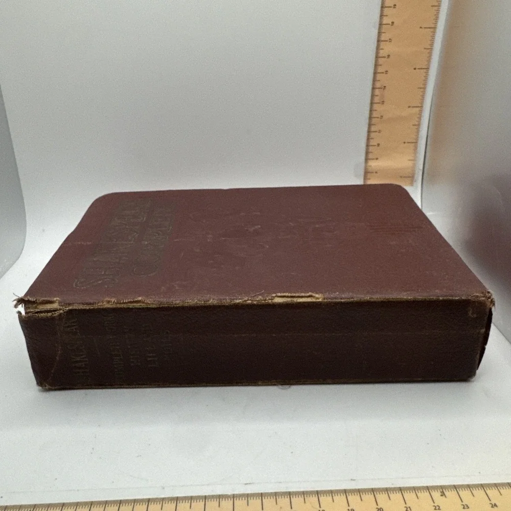 1930 The Complete Works, History, Life &‎ Notes of William Shakespeare Vintage